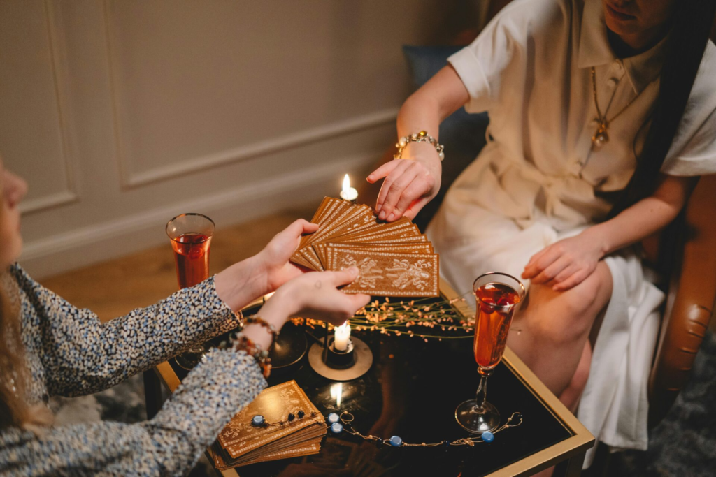 Angel card readings for clarity and healing